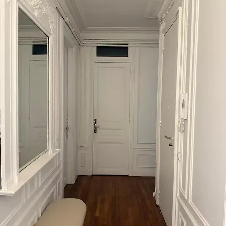 Cosy Haussmanian Appartamento Parigi